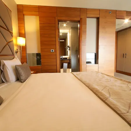 Hotel Cevahir Istambul