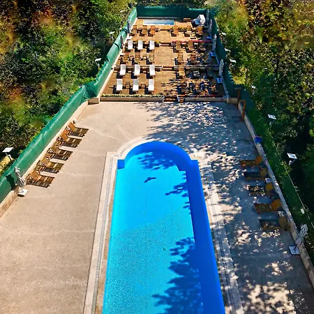 Отель Cevahir 5*