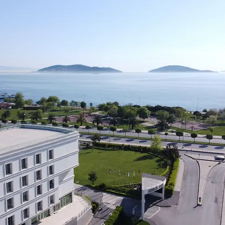 Hotel Cevahir 5*